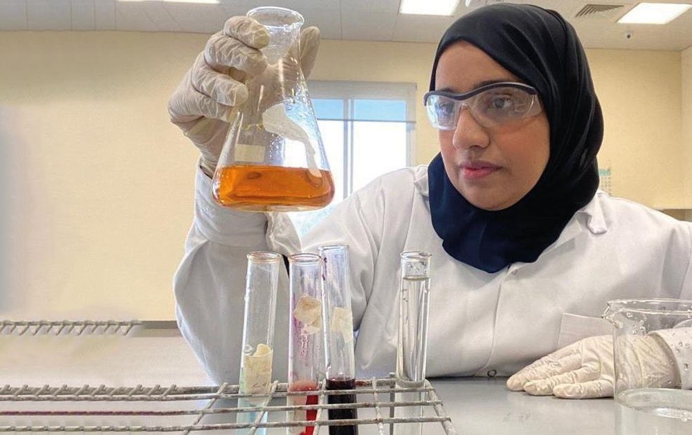 ONA_eng's tweet photo. Omani researcher succeeds in devising a model to understand interactions that take place between components of industrial products composed of chemical elements.

https://t.co/Jq8viKYzM1 https://t.co/sEwQyQRZyT