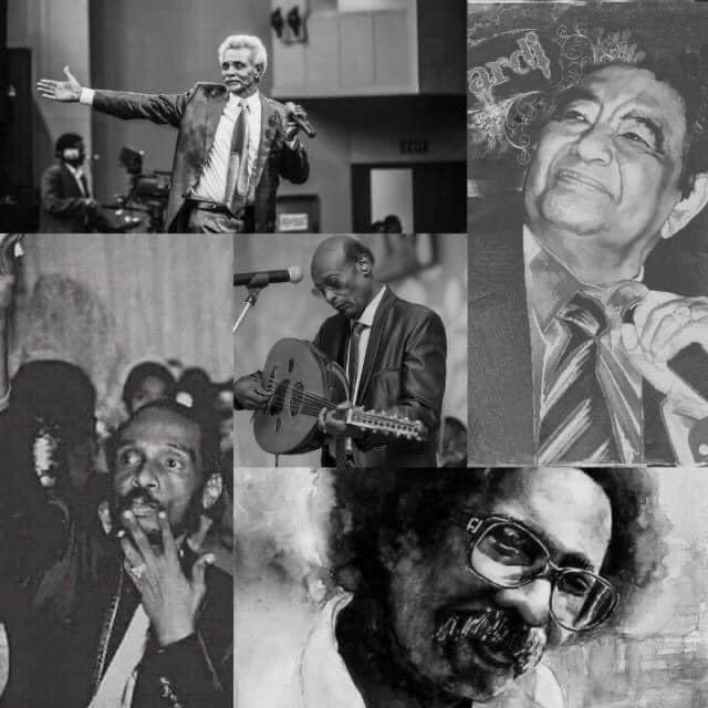 بشوف في شخصك أحلامي و دنيا تفيض أنغامي وسحر الدنيا في عيونك يبعد عني اوهامي 🤍.