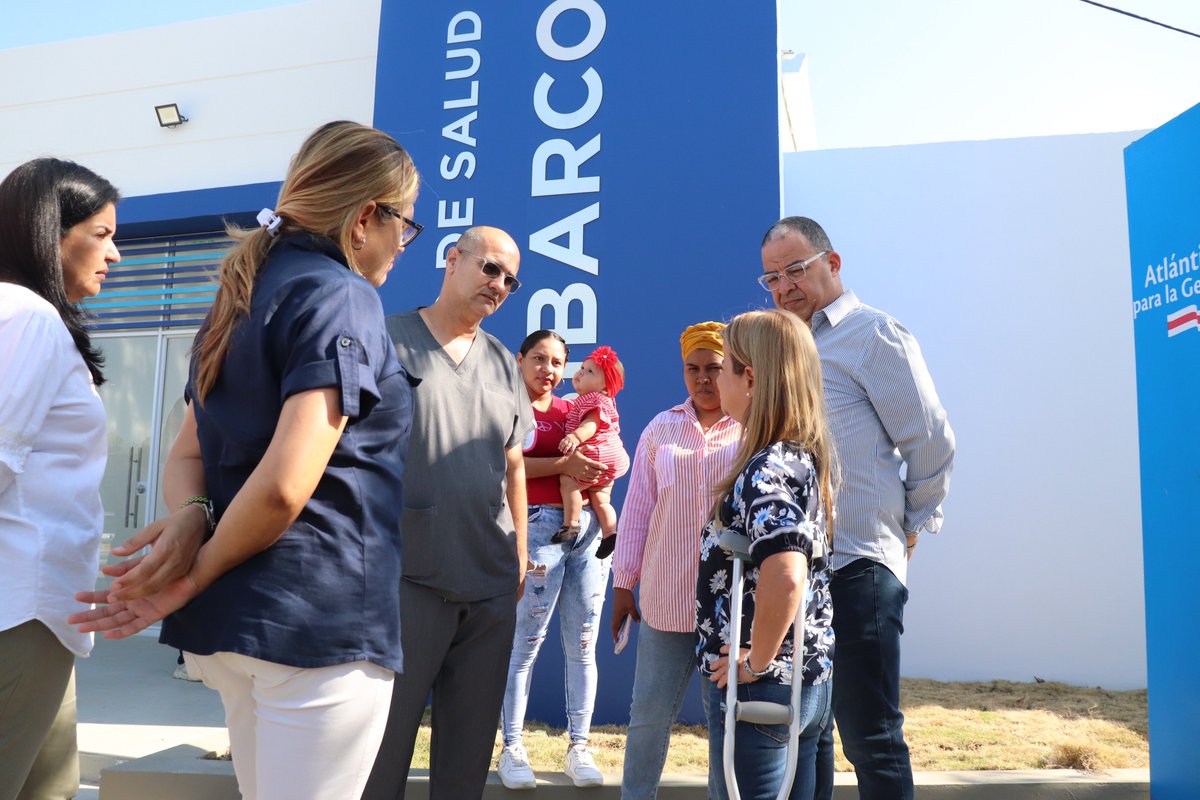 robertoceledon's tweet photo. ¡El Puesto de Salud de Sibarco es una realidad🏥! Los servicios de salud en el corregimiento mejorarán con este centro de atención que entregamos hoy a la comunidad junto a la gobernadora @elsanoguerabaq en los que la @Gobatlantico invirtió $1,098 millones. https://t.co/6bpSnsBPnY