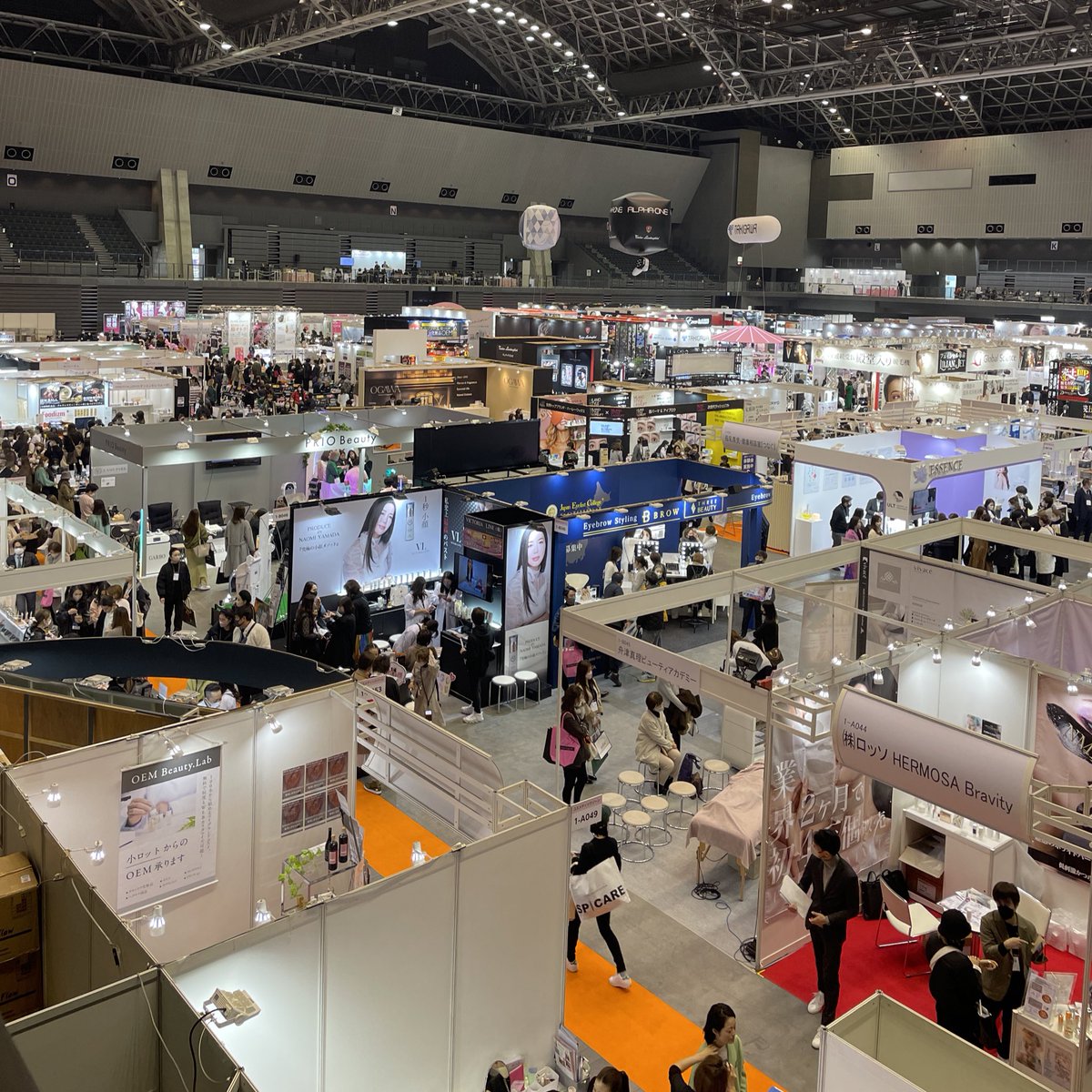 asami125_Vac's tweet image. ビューティーワールド福岡！
#深層ヘッドスパ スクールPRのお手伝いです。毎日濃厚なミーティングをして日々Level up⤴︎
早くも明日最終日…毎晩皆んなでワイワイご飯食べるのも今晩で最後…寂しい…おセンチなLast Night( ´•̥_•̥` )

しばらく明太子に会えないのね…
#BeautyWorldJapan 
#JSMC