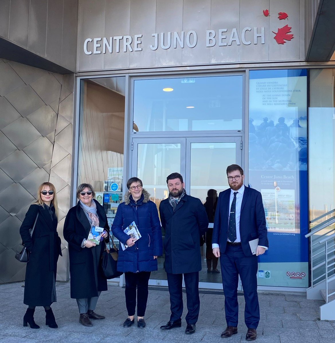 Le  CJB a eu l’honneur d’accueillir <a href="/i_ivanisevic/">Ivan Ivanisevic</a>, Ambassadeur du Monténégro à Paris, accompagné de collaboratrices et de représentants de la <a href="/RegionNormandie/">Région Normandie</a> 
C’est la double thématique de la mémoire et du développement durable qui a conduit Monsieur l’Ambassadeur au CJB.