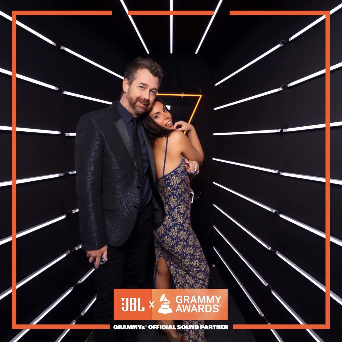 itsthenoa's tweet photo. #GRAMMYs Family, old friends, new friends, legends… ⭐️ @JCChasez @NSYNC @atalextear @SIRIUSXM @SiriusXMHits1 #CliveDavisPreGrammyParty https://t.co/enzOAyvdEB