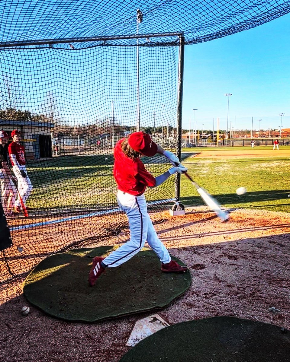 landrumbaseball's tweet photo. 3 weeks to go ⏱️⚾️⚾️
#baseball #landrumsc #landrumbaseball #sc #scbaseball #highschool #highschoolbaseball #landrumhighschool #baseballplayer https://t.co/HCMvVzPqGP