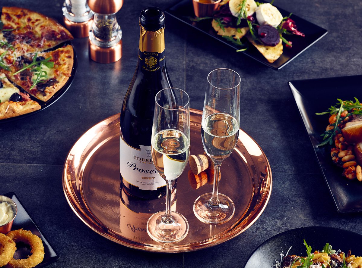 Perfect for Valentines day, champagne glasses are designed to make the most of your bubbly. 

Save 20% in our Valentine's day sale on our website:
cateringequipmentcentre.co.uk/valentine-s-da… #ValentinesDay