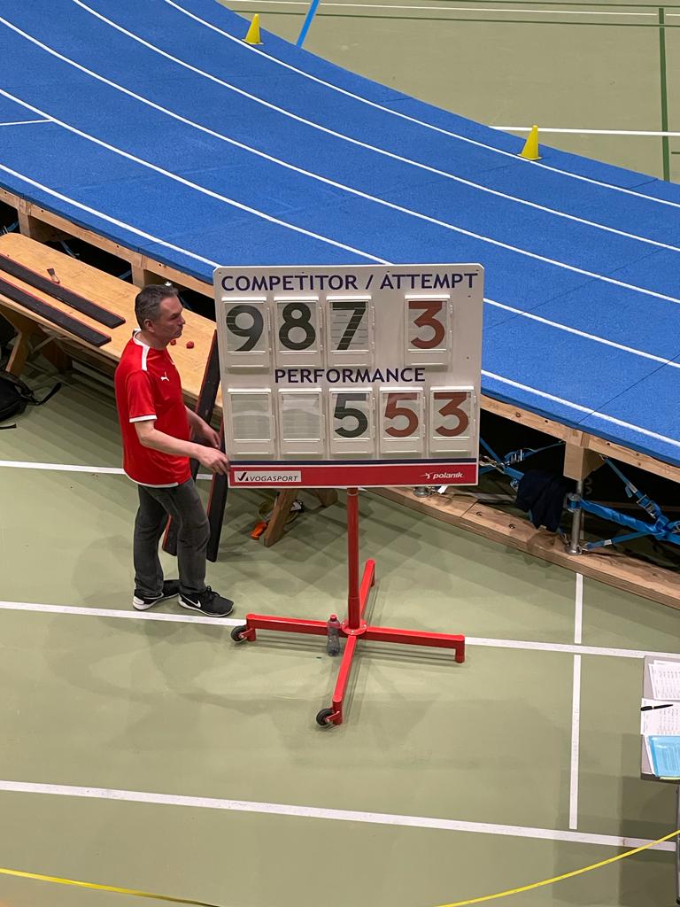 Laura Imberti ha segnato una prestazione di notevole rilievo ai CS indoor svoltisi a Magglingen nel weekend del 4-5 febbraio 2023. Con un volo di 5.53 m ha ottenuto la vittoria nel salto in lungo, firmando inoltre il nuovo record svizzero nella categoria W40. Complimenti!