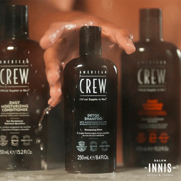 InnisCoiffure's tweet photo. **DETOX SHAMPOO ** 
Les produits coiffants asphyxient le cuir chevelu.
Pour des cheveux en pleine santé, on adopte la routine " Detox shampoo" d' #americancrew qui va éliminer les dépôts de produits et exfolier délicatement votre cuir chevelu.
.
#inniscoifure #americancrew #detox https://t.co/eSxufvSE33