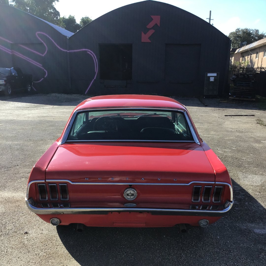 easyimportauto's tweet photo. Which generation of Mustang do you prefer? 🤔
#mustang #ford #fordmustang #easyimportauto #classiccar #classiccars #transport #import #export #container #logistic #carexpert #sportscar #easyimportauto #transport #car #cars #carlifestyle #caroftheday #vintagecar #potd https://t.co/LgXhgZa91K
