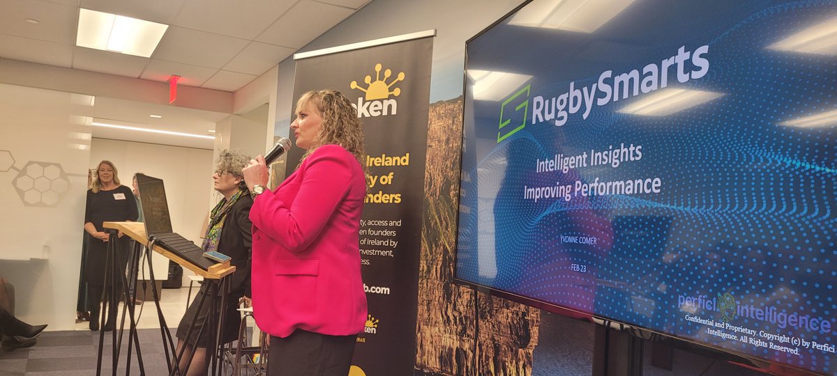 ShellQL's tweet image. founders of @AwakenHub @MMaryMcKenna @marycarty @scrowley88 @DeniseMcQuaid @ClareMcGee80 &amp;amp; the global ambassador @maryannpierce &amp;amp; also heard about the org's big sisters @louiseoconor &amp;amp; @fundingtales. The pitches of the 6 brilliant female entrepreneurs 2 fund their businesses were