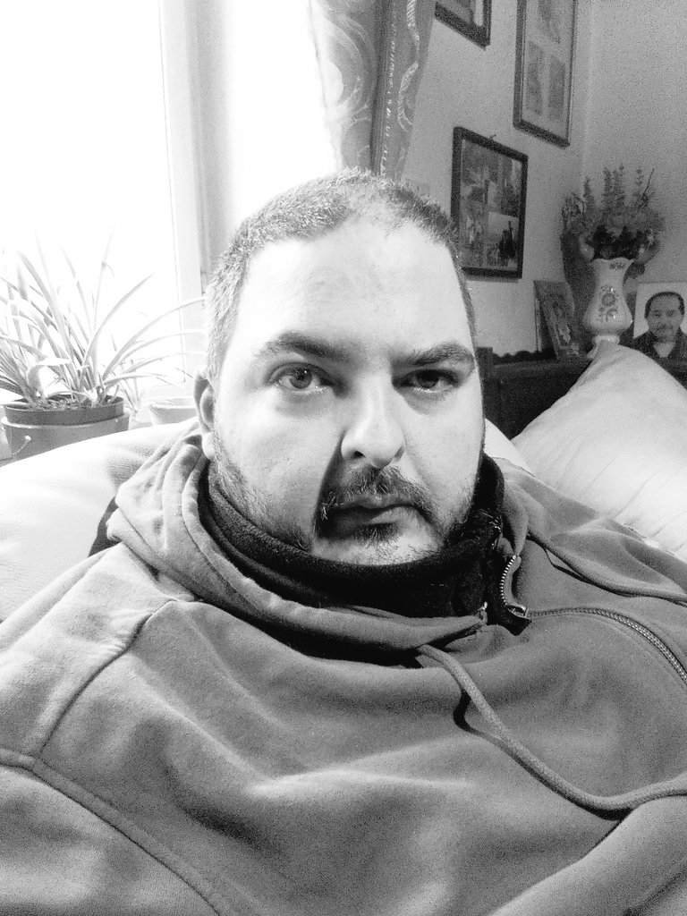 nume_lume's tweet photo. Offriamo al Dio Padre la nostra sofferenza e il nostro dolore, e lui li trasformerà nelle grazie e nei doni che desideriamo, in particolare nella felicità e nella gloria eterna in paradiso.
#foto #photo #photography #biancoenero #blackandwhite #perdono #compassione #cristiano https://t.co/tDzSGqvcye