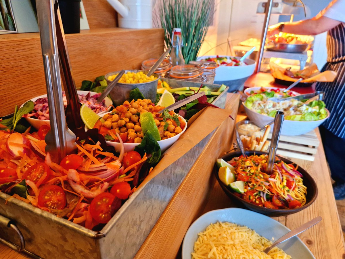 Bromsgrove School and Winterfold Catering tweet media