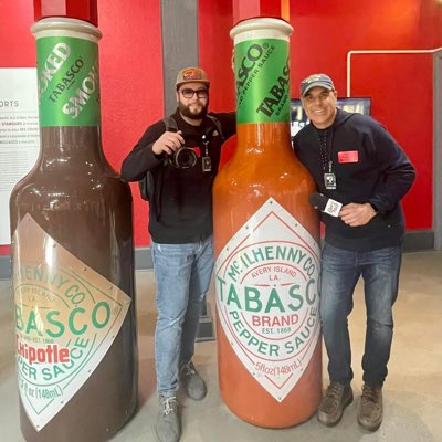 QuePasaTVLive's tweet photo. #NewProfilePic https://t.co/myP0TmbRr0