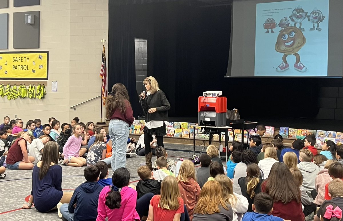 Campbell_Elem's tweet photo. Thank you PTA for bringing us Julia Cook. #campbellcolts #juliacook https://t.co/NN6SRKczDU
