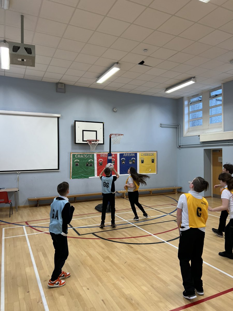 After last weeks amazing festival our new Netball lunch club was super busy today with 15 young people taking part 🏐💪

#TeamBraehead #ThrivingCommunities