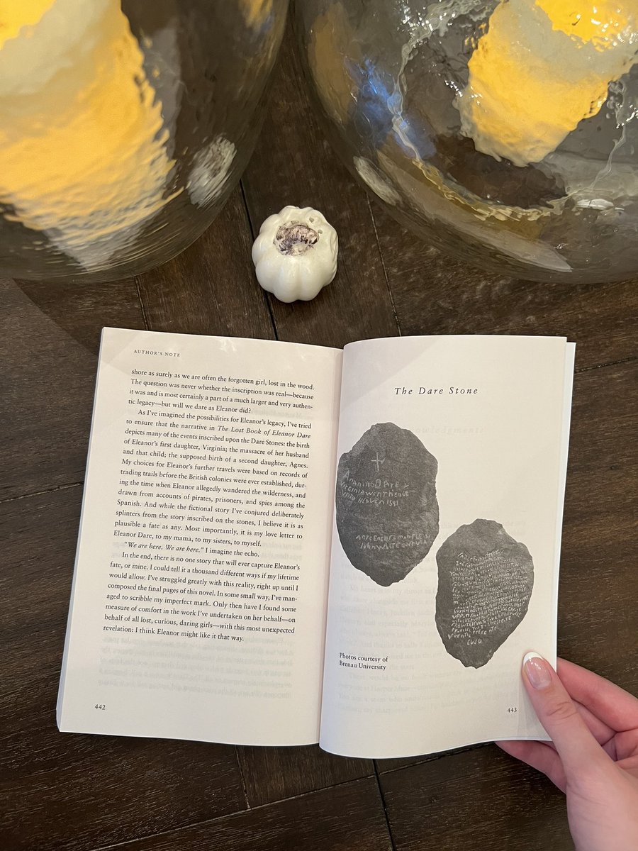 Kimberly Brock (@kimberlydbrock) on Twitter photo The paperback is here! Release date February 28th — preorder now! 💫
<a href="/harpermusebooks/">Harper Muse Books</a>
linktr.ee/kimberlydbrock… The paperback is here! Release date February 28th — preorder now! 💫
<a href="/harpermusebooks/">Harper Muse Books</a>
linktr.ee/kimberlydbrock…