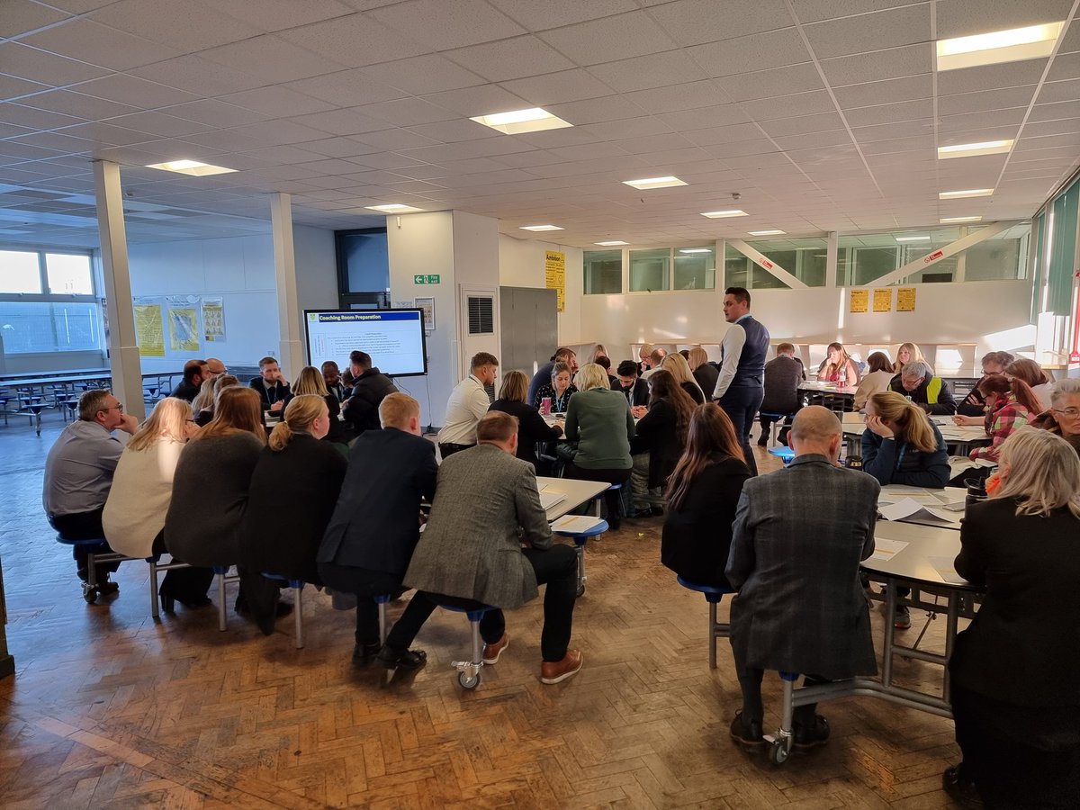 DukeriesAcademy's tweet photo. Refining our approach to implementation led by @MikeCBrett focused on #settheday and front loading expectations. #excellence https://t.co/QzMl2dOW6V