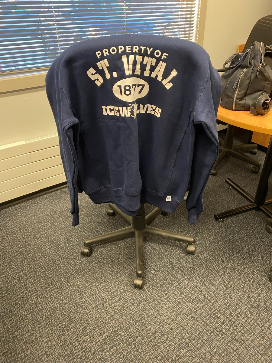 bvickdofed's tweet photo. Thanks so much, St. Vital. I LOVE it! #lskysd https://t.co/95rVZvfTWW