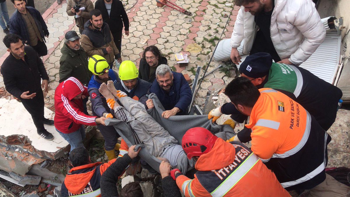 u_ibrahim_altay's tweet photo. 📍Hatay

Ekiplerimiz Kerimcan’ı kurtardı. 

Hamdolsun. https://t.co/MVfzGh8QFW