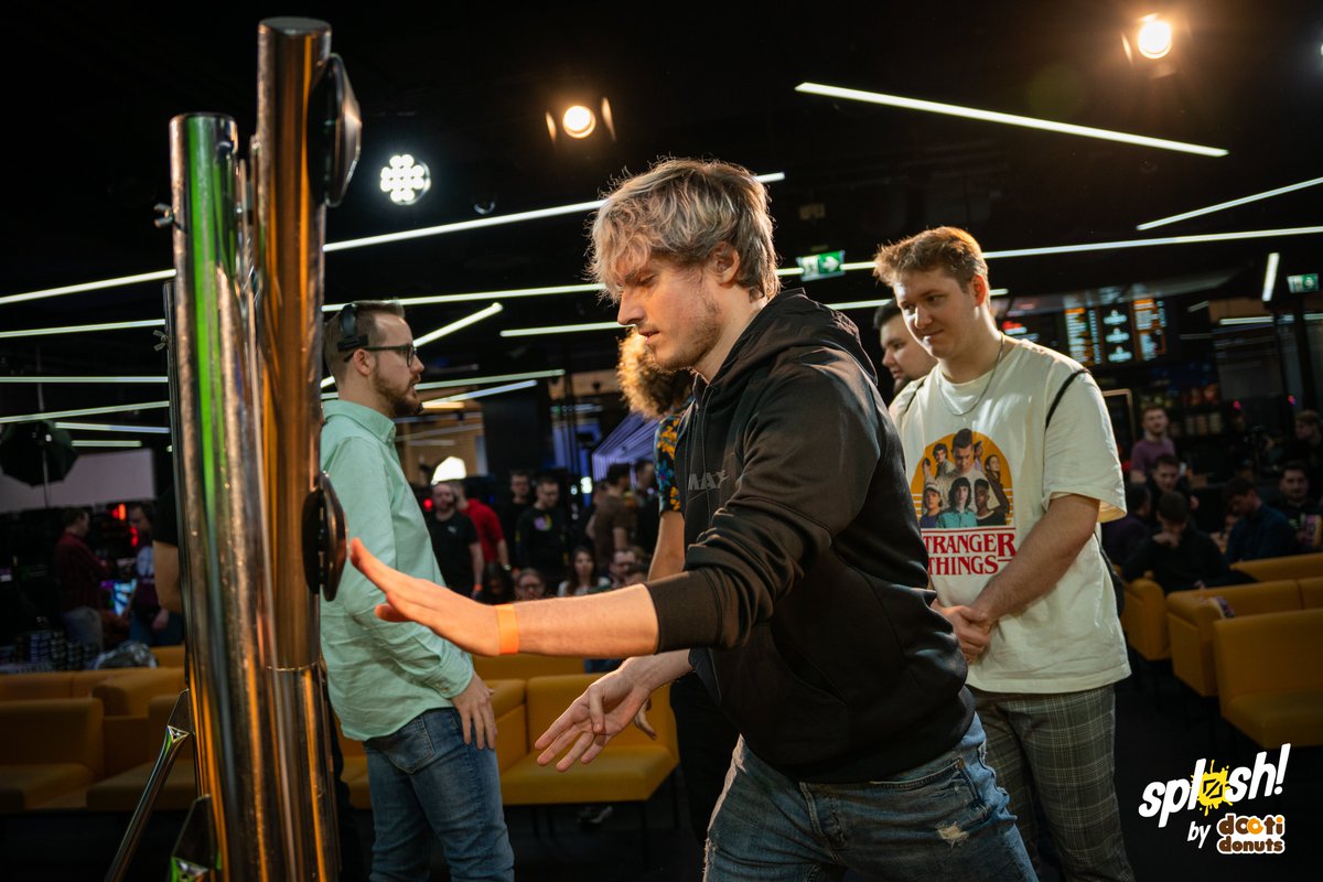 Splash by dooti donuts tweet media