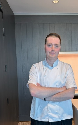 Young Risotto Chef tweet media