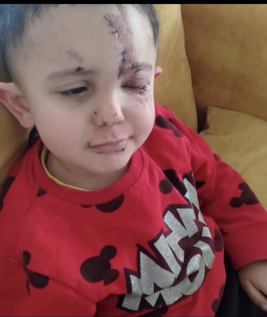 Adını söylemiyormuş varsa tanıyan bilen yetkililere söylesin .                          -Adana Yeşilova sevgi evleri.    #seferberlik #TurkeyEarthquake #PrayForTurkey #YARDIM #