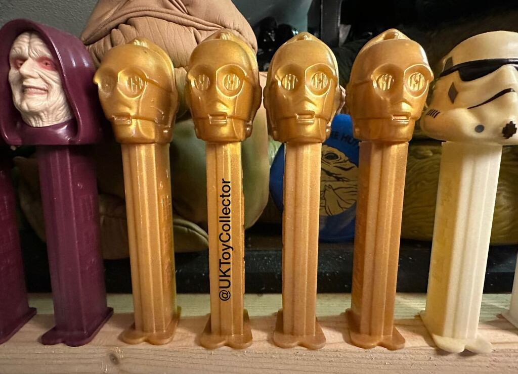 UKToyCollector's tweet photo. A small selection from my #StarWarsPez collection. #PEZ #C3PO
A photo from inside my very messy #StarWarsCollectionRoom 😁 Check out my YouTube link for loads of #StarWarsCollectionRoomVideos
#StarWars
#StarWarsFan
#StarWarsFanSince1977
#UKStarWarsC… https://t.co/V0jyC26lqR https://t.co/b1InR5KUW4