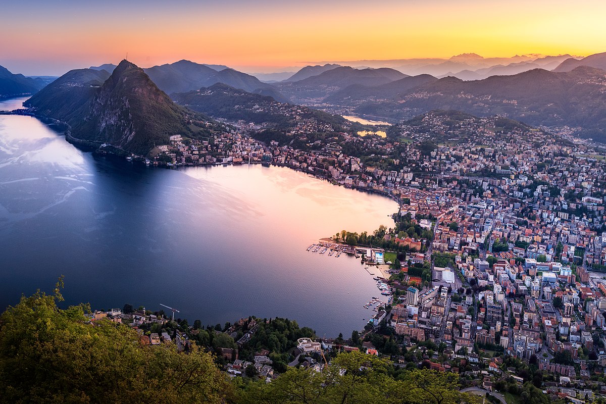 The PhD Summer School on Finance and Product Markets organized with Gordon Phillips will take place in Lugano (July 24-28, 2023) and will cover the multifaceted interactions between firms’ real and financial decisions and their product market environments. sites.google.com/view/finance-p…