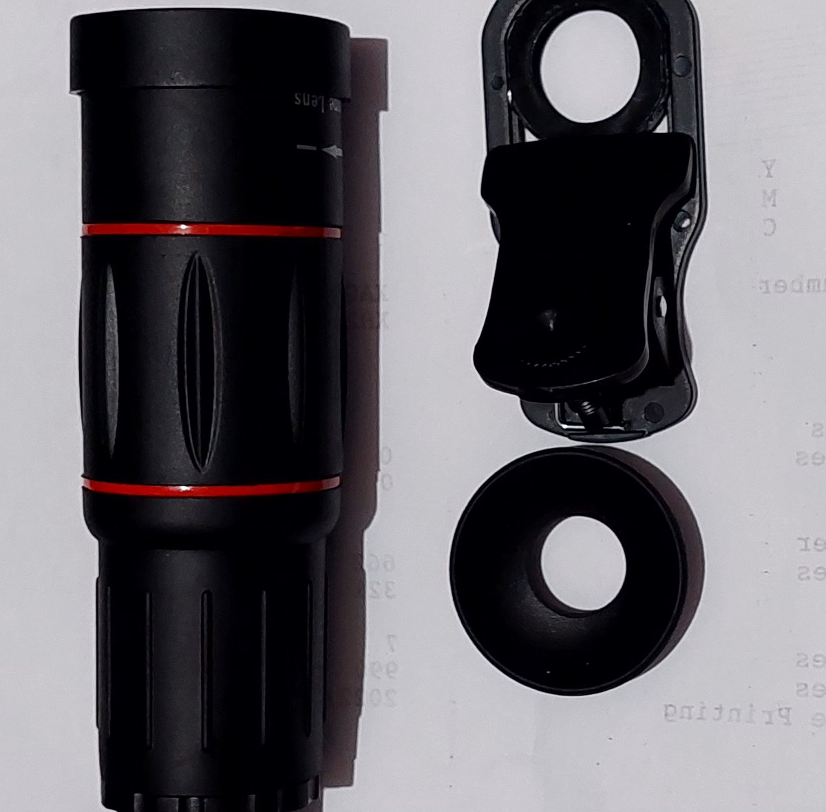 azil_yu's tweet photo. wts lfb

apexel lens
350 (originally bought for 429)
300 if payo
MOP: Gcash

tags:
concert blackpink treasure enhypen lens https://t.co/pxOiKcRLpt