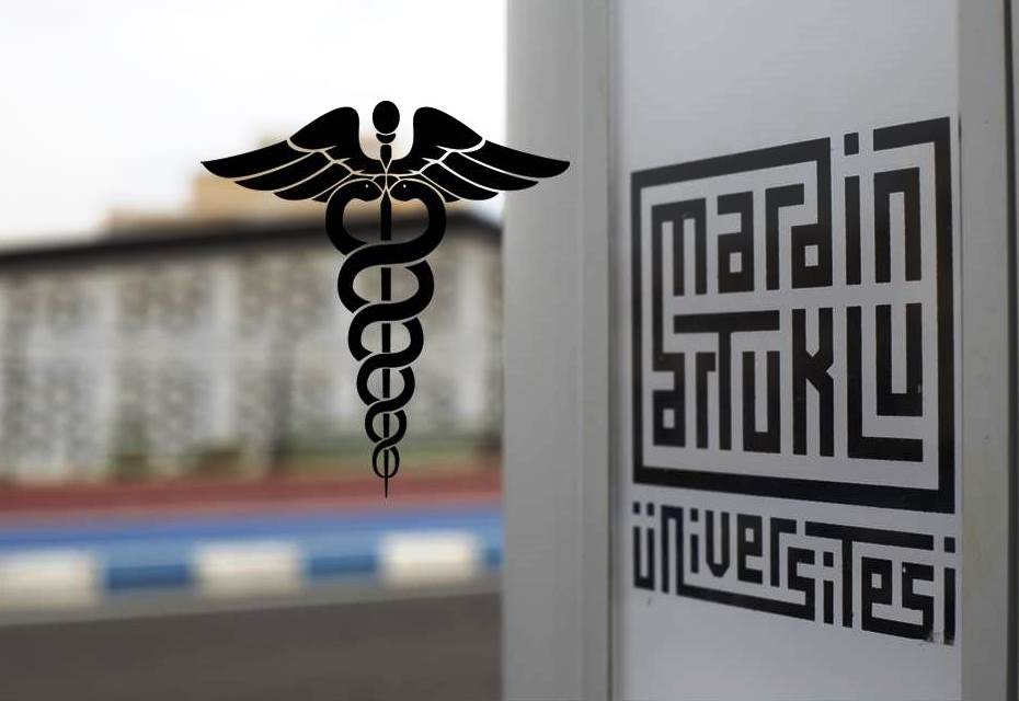 #TıpFakültemiz, #SağlıkMYOmuz ve #SağlıkBilimleriFakültemiz Ebe ve Hemşireleri ile tüm bölümlerimizdeki Psikologlardan oluşan ekibimizi kurduk.
<a href="/mardinilsaglik/">Mardin İl Sağlık Müdürlüğü</a> ile işbirliği içinde çevre illerden hastanemize gelebilecek depremzedelere yardımcı olmak üzere hazırız.
<a href="/ibrahimozcosar/">ibrahim özcoşar</a>