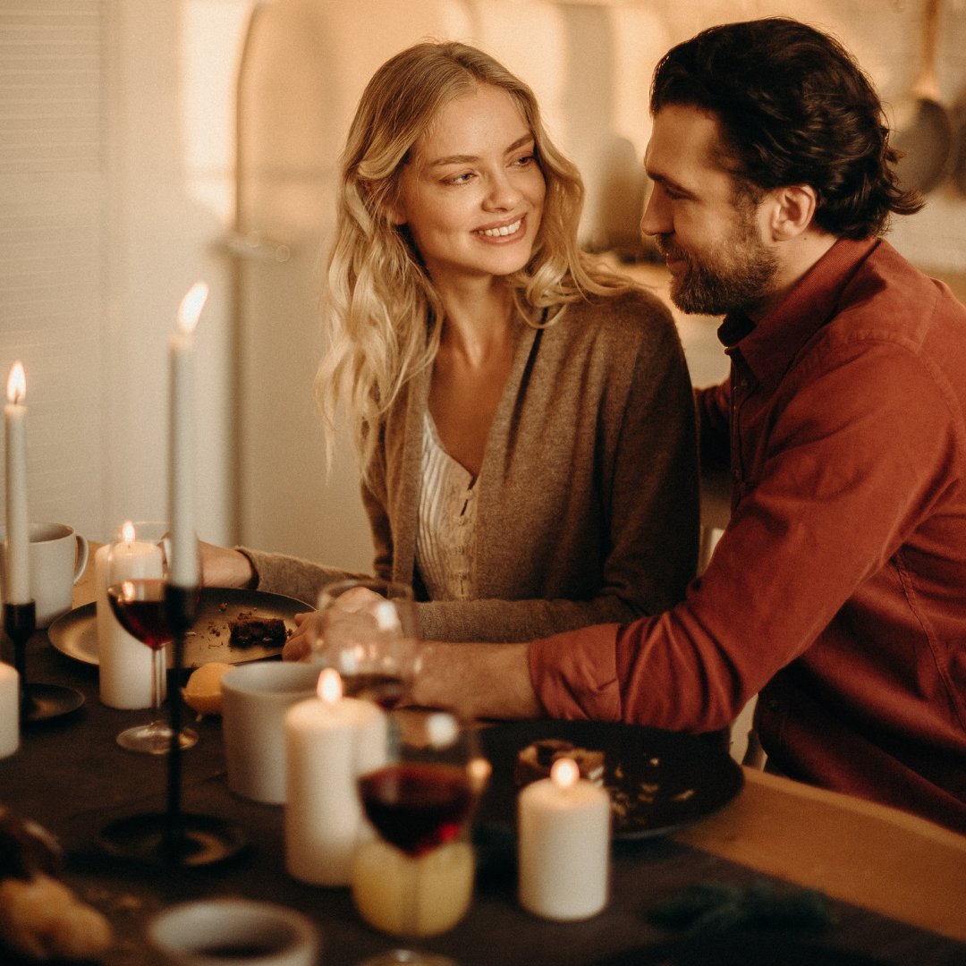 PostalMarket's tweet photo. A corto di idee per #SanValentino? A volte il modo migliore per festeggiarlo è con una romantica cena a lumi di candele preparate con #amore da noi per la persona che amiamo. Scopriamo insieme delle #ricette super facili 🍴 https://t.co/0MK8vY9oFt
@Tartuflanghe @NutracentisBio https://t.co/YZKUNftEoP