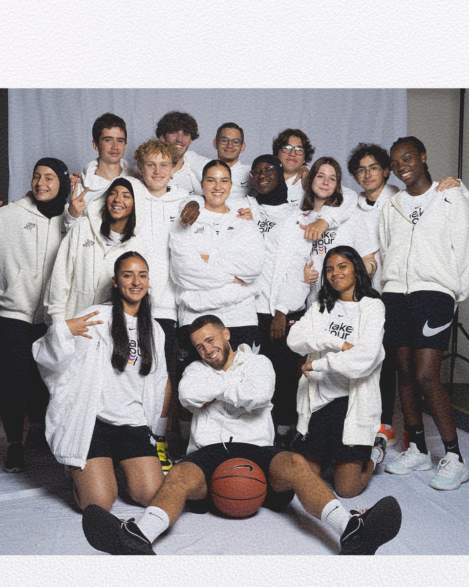 RiseUpAsso's tweet photo. #TeamRiseUp Hedi đ„
Lâhomme aux multiples compĂ©tences: danseur, speaker, concurrent de Curry au 3 points contest ou encore star de Tiktok đ€©
Son impact et son influence s'Ă©tend aussi Ă la Team Rise Up đȘ
đž @ines.shoot
#Family #Basket #Bénévole #Portrait #Tiktok https://t.co/oUNQSsG8II