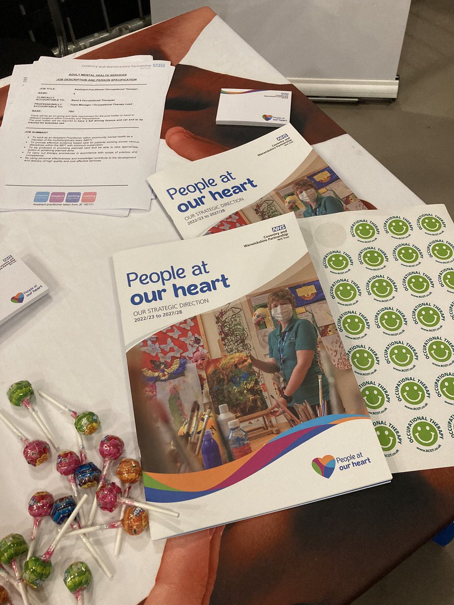 mcgarveynic's tweet photo. Having an inspiring time @CovUniOT chatting to the future #OT workforce for @CWPT_NHS representing #AHP @theRCOT #covotcareers @louise_oldnall https://t.co/Z7kdftzryd