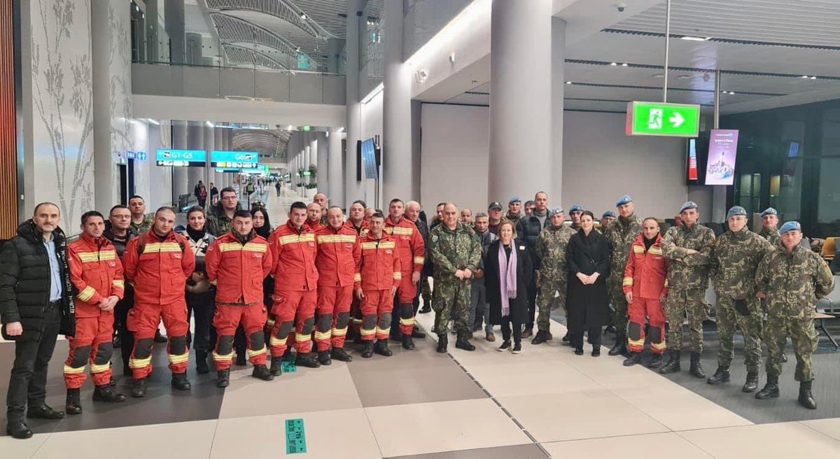 erionveliaj's tweet photo. Krenar për secilin prej 53 trupave shqiptare të kërkim-shpëtimit dhe ndihmës shëndetësore🚁👩⚕️👨⚕️, të cilët kanë mbërritur në Turqi🇹🇷, për të ndihmuar miqtë tanë në misionin e vështirë të përballimit të pasojave të tërmetit tragjik. #Bashke🙏🇦🇱❤️🇹🇷 https://t.co/fbCsIT43YZ