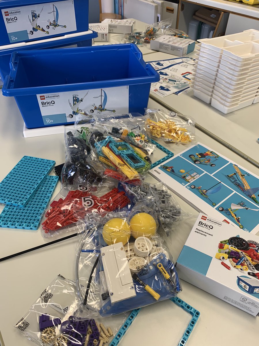 Excited to see what our Grade 2 students @FIS_School create and design with the new @LEGO_Education #BricQ Motion Prime sets. Unboxing 16 new kits & letting @FIS_ES_Science do her #STEAM magic! New video to come later this week… #edtech #LEGO #STEM #design #designcycle