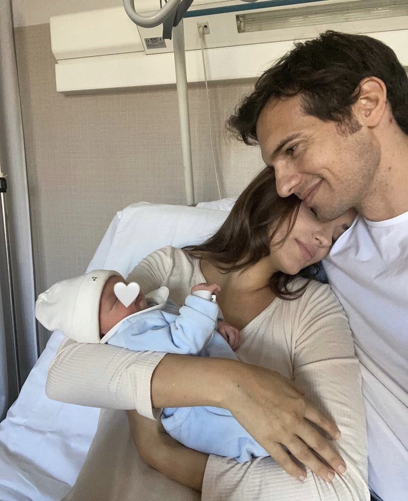 ⠀     ⠀     
⠀     ⠀    Benvenuto Dani Di Silvestro🤍
              𝟢𝟥/𝟢𝟤/𝟤𝟥 🐱 𝟥.𝟣𝟣𝟪𝗄𝗀 ————

⠀     ⠀