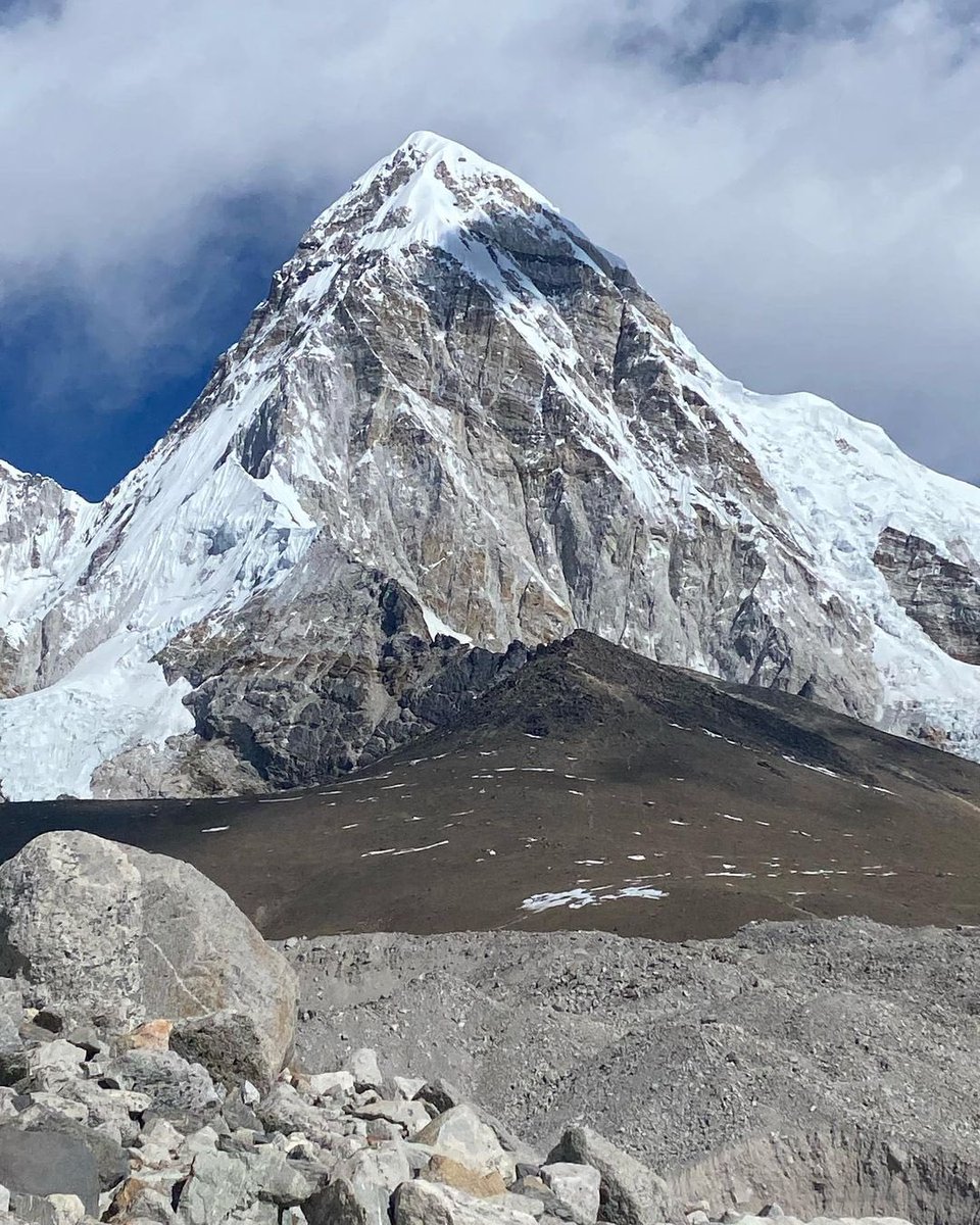ProtrekNepal's tweet photo. Pumori Expedition Protrek Adventure  It is a beautiful pyramid-shaped peak spreading in Nepal and Tibet and has a height of 23,495 ft. #everest #twitter #photography #photooftheday 

https://t.co/GEfECU6yIs https://t.co/YjdjtBC0NI