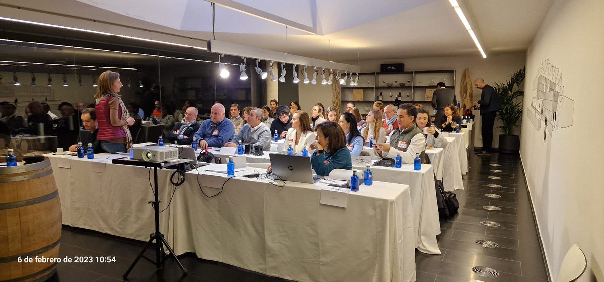 ➡️ Ayer celebramos en Valladolid, en las Bodegas Cepa21, la Jornada Anual de CE Consulting Abogados. Primera Jornada junto a las nuevas sedes de Valladolid, León y Las Palmas.  Una jornada de integración y fijación de objetivos.
¡Bienvenidos a todos y a por el 2023!