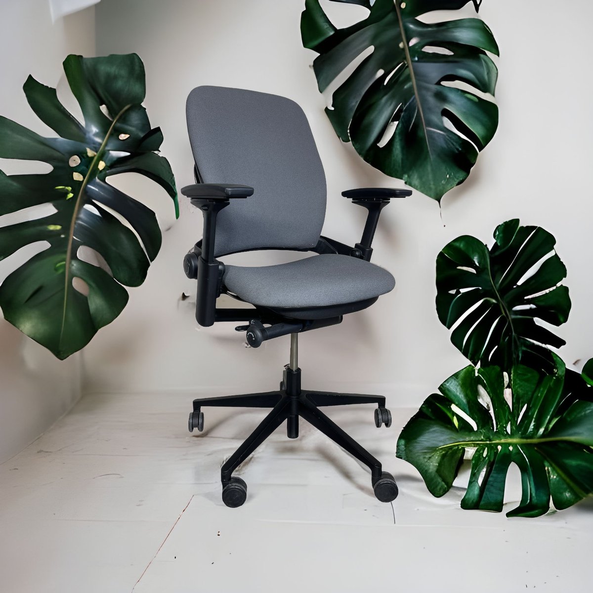 GroupG13's tweet photo. Steelcase Leap V2 Grey Fabric - £399 + Free U.K. Delivery #refurbished #netzero #steelcase #leapv2 #officechairs #refurbishedoffice #aeron #humanscale #officechairsuk https://t.co/j6VsFxYjeI