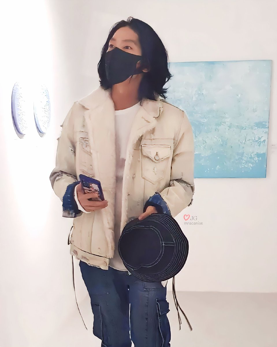 mracanis's tweet photo. JG art lover 🥰🎨
a good colleague who supports👍
so cool...so handsome 😍 🔥
#이준기 #leejoongi #イジュンギ https://t.co/HpxWDcBhum