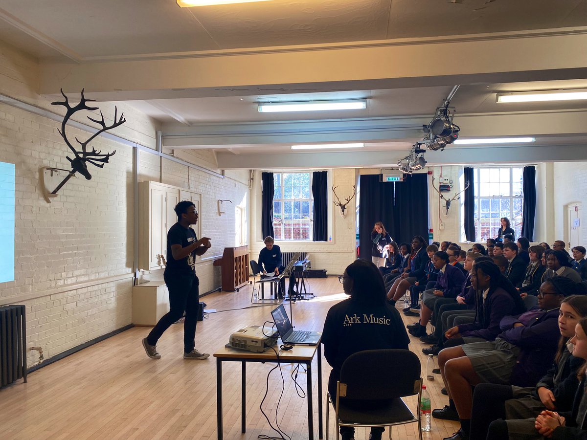 ARKSchoolsMusic's tweet photo. We’re back at @cecilsharphouse today with our Secondary London schools and fantastic artist team for #SingIntoSpring2023 🎶 Today our wonderful lead artists are @menjuracamilo @gabriellechudi and @enyi_okpara https://t.co/sBJ3yFOu8e