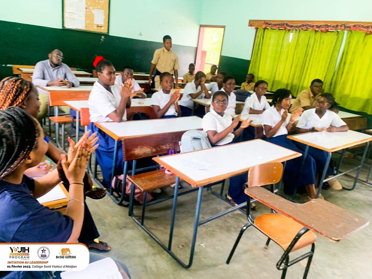 BeingIvorian's tweet photo. Comment se démarque un bon leader? Qu’est ce que le Leadership? 
Telles sont les questions auxquelles ont répondu les jeunes formateurs du programme YEP au cours de la première session du club qui portait sur la thématique “Initiation au Leadership”.

#beingivorian #educationusa https://t.co/beekvzKoo5