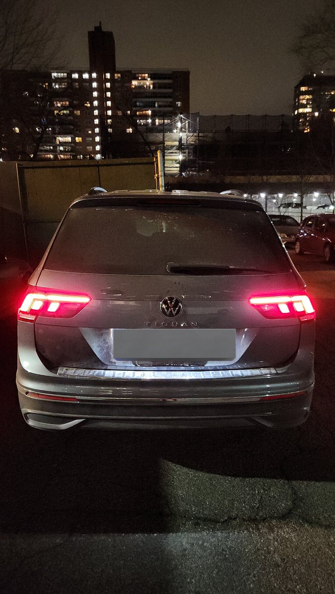 NoLimitTrader's tweet photo. Rose from @turo thinks this is a clean post-trip car...I guess if it was to her, I should be lucky I get a driving vehicle back at all! #turo #worstcustomerservice #thankyounothankyou https://t.co/UdYHwsNP09