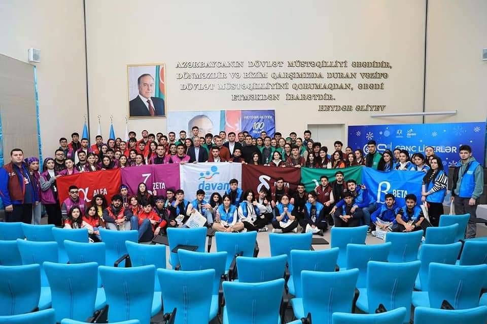 NaftalanGII's tweet image. "Gənc Liderlər üçün Qış Universiteti"nin dördüncü günündə layihə iştirakçıları ilə səmimi görüş baş tutub.

#davam2023 #davamgenclerherekati #AZGF