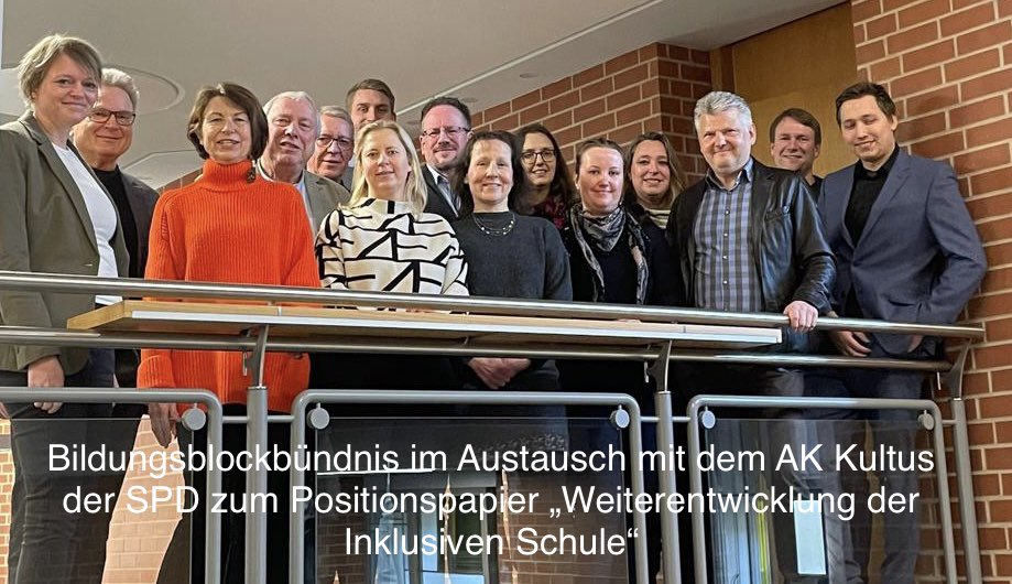 _bildungsblock's tweet photo. Beim heutigen Austausch mit dem AK Kultus der SPD rennt das Bildungsblockbündnis mit seinem Positionspapier „Weiterentwicklung zur Inklusiven Schule“ offene Türen ein. #inklusion #bildung #bildungsblock #bündnis #bildungspolitik #schule #spd #spdnds #spdfraktionnds #niedersachsen https://t.co/V7sx8CP6gR