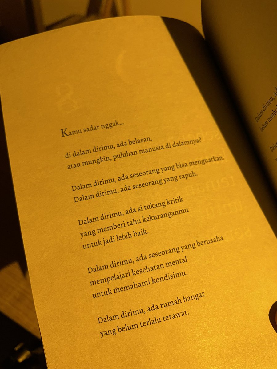 AlviSyhrn's tweet photo. Bacaan malam ini 🌙 https://t.co/WwNd0EP3NM