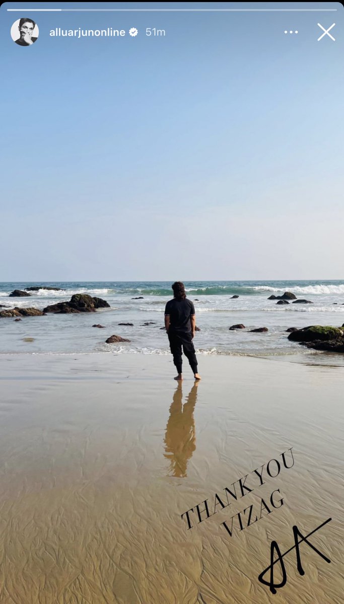 #AlluArjun𓃵 sir at vizag beach 🔥💙