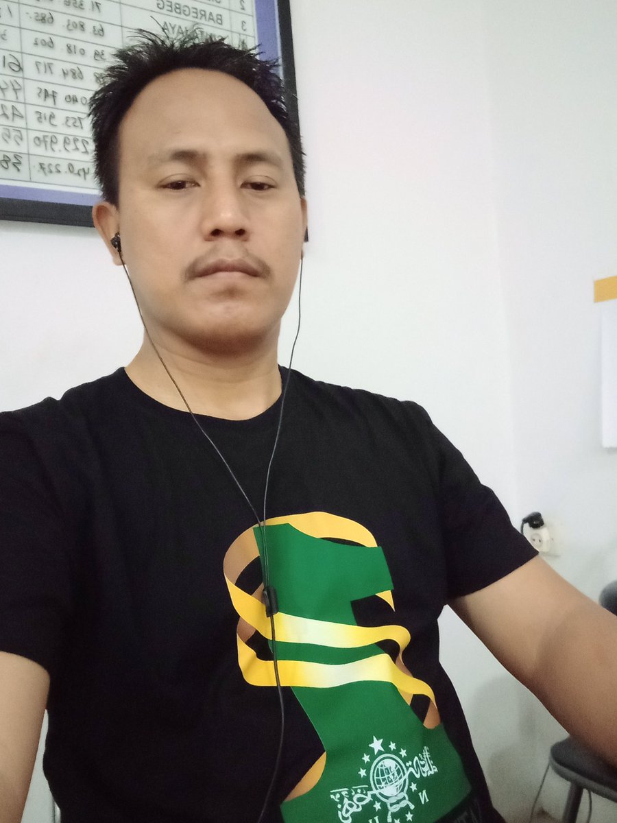 warkim_nep's tweet photo. #AkuNUAkuPKB
#1AbadNU https://t.co/f9n2d8LqO4