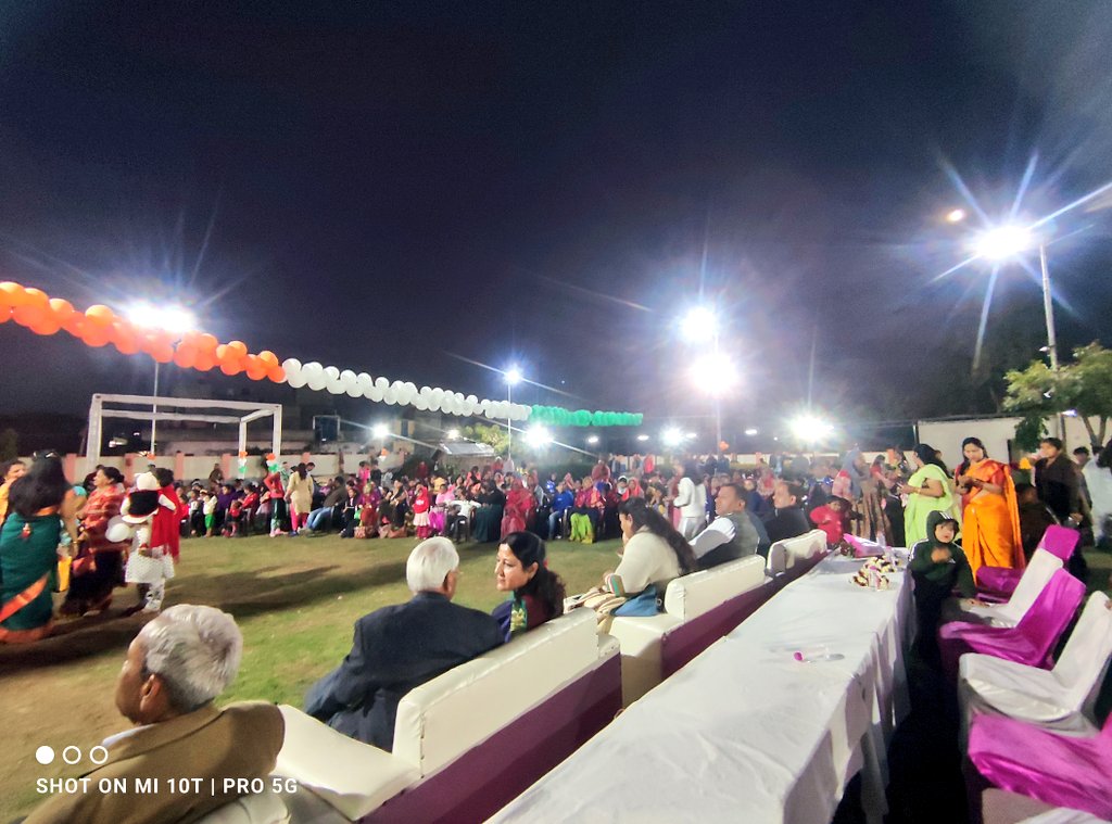 Poojapathak4BJP's tweet photo. स्नेह फाऊंडेशन द्वारा आयोजित उमंग 2023- Daily Public School{Saraswati Educational Group} के वार्षिक उत्सव कार्यक्रम में शिरकत की।
#AnnualFunction #AnnualFunctionDay #poojapathakbjp #पूजा_पाठक_जयपुर #rajasthan
@VasundharaBJP https://t.co/cYkoBCUxhd