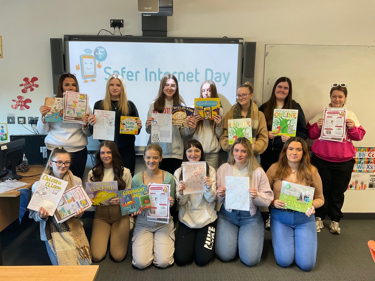 Great to see our @ColegyCymoedd <a href="/CymoeddCareDept/">CymoeddCareDept</a>  learners joining in for #saferinternetday #SID2023.

They’ve been outlining how they can make safer spaces for the young people they will work with through stories and worksheets.

Da iawn everyone! Amazing work!