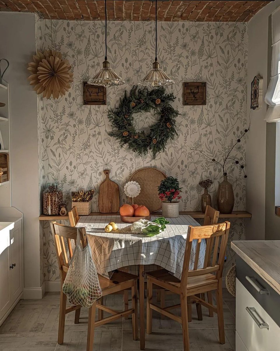 Moderno_Decor's tweet image. ✨ Which kitchen is your favorite: 1, 2, 3, 4? 😍🍃🤍
#home #decor #homedecor #interiordesign #design #house #designer #style #furniture #decoration #homedesign #photooftheday