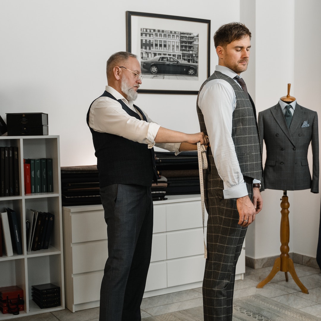 lapharrell's tweet photo. How long does it take to create a bespoke suit? How do I choose the right fabrics? How does the measuring process works? Visit our websites and you’ll have all the answers
Click here to view our unique collection. https://t.co/DBVTzPAkqN 
#lapharrell #menswear #fashion #men https://t.co/sVdShfkBxb